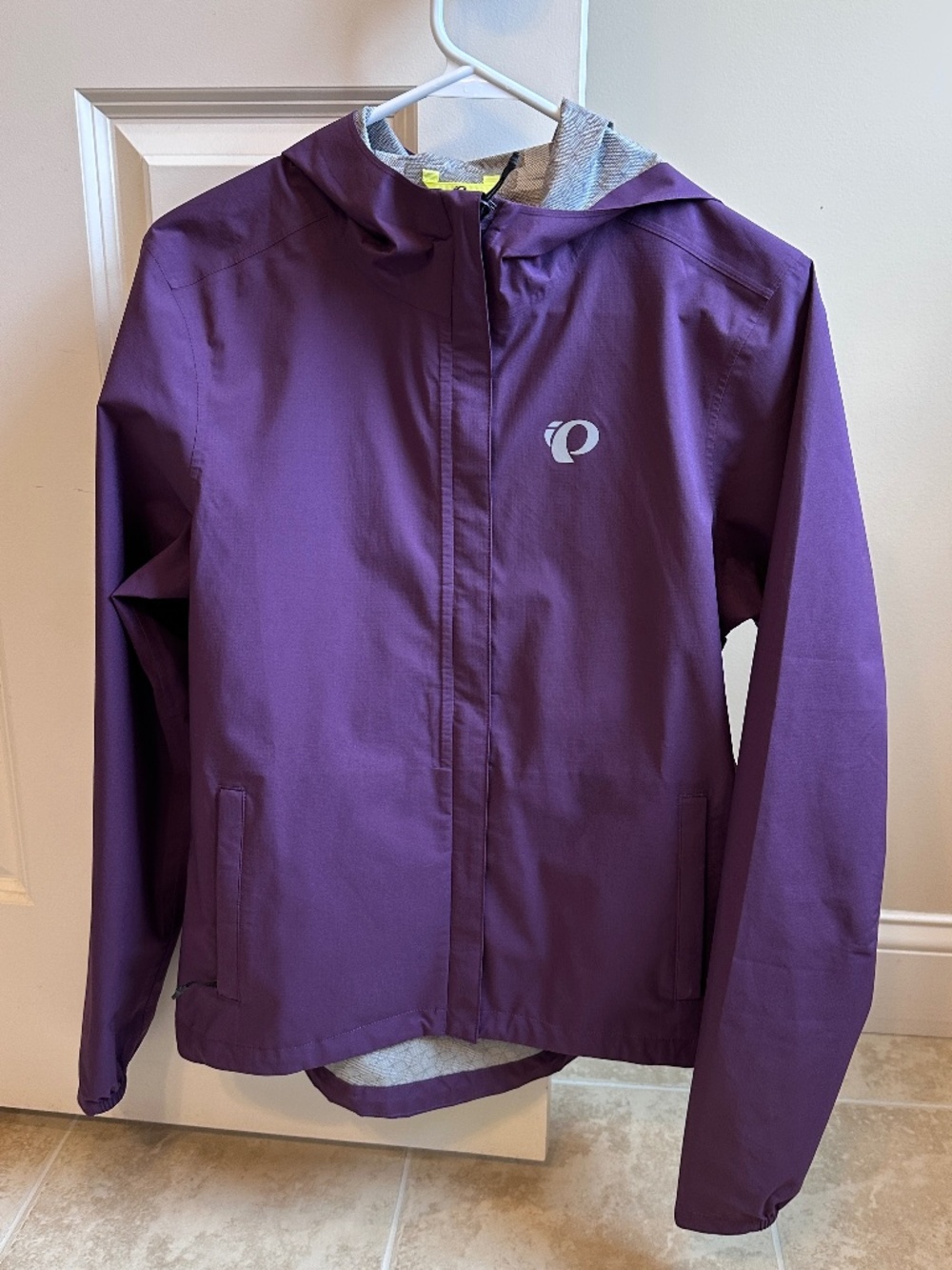 PEARL iZUMi Canyon 2.5L WxB Rain Jacket - Women's, Dark Violet, Small